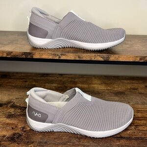 Ryka Echo Knit Gray Slip on Hiking Sneaker Arch Support APMA approved women's 6‎